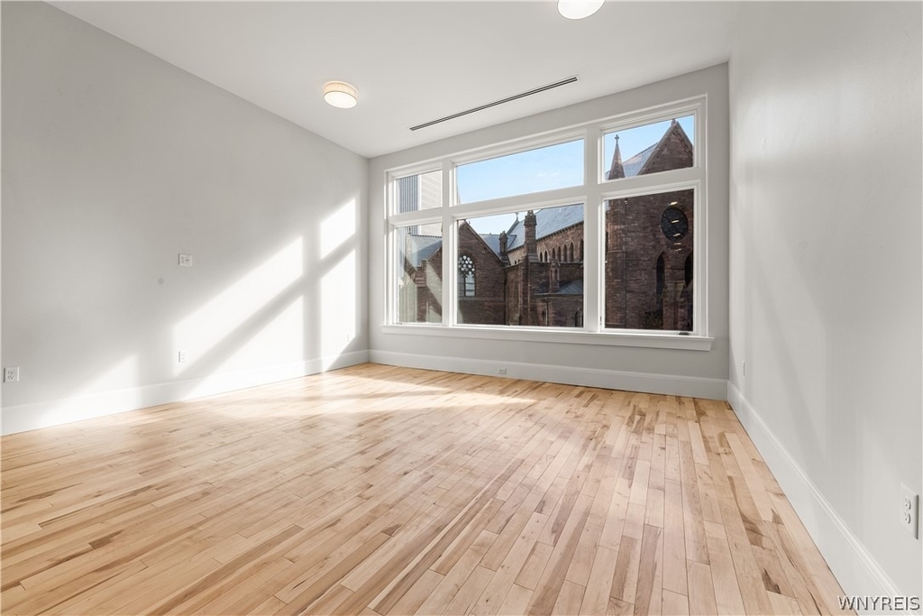 130 Pearl Street Apt 304 - Photo 10