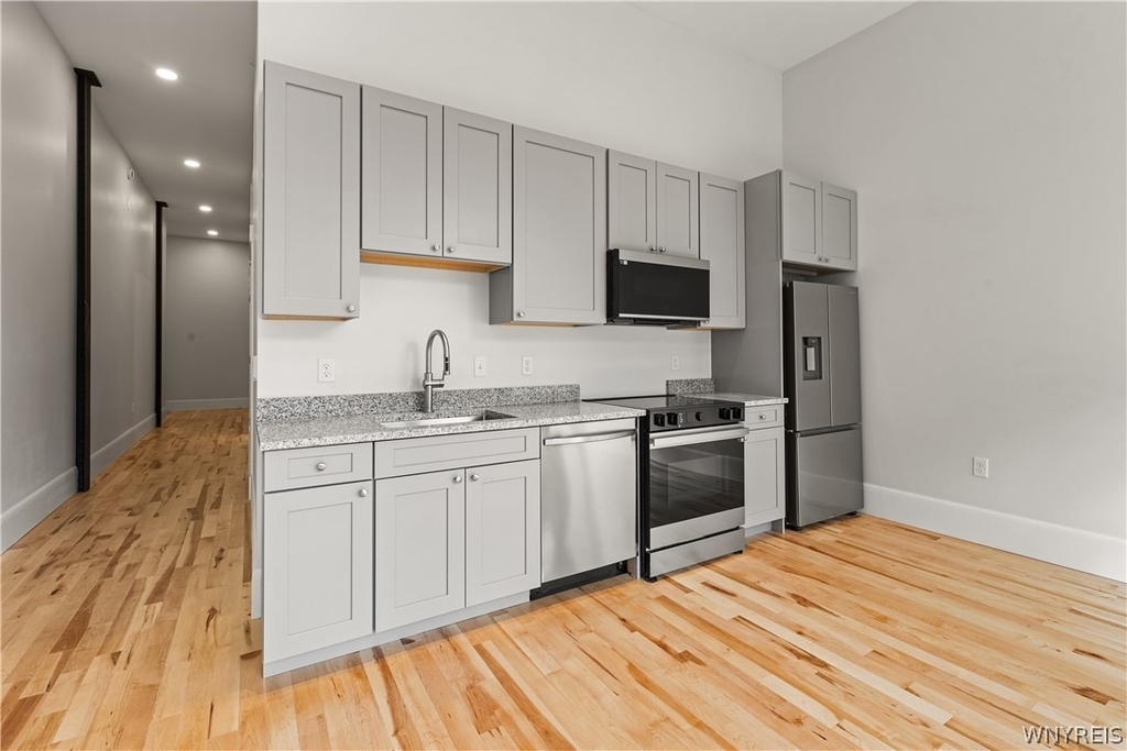 130 Pearl Street Apt 304 - Photo 11