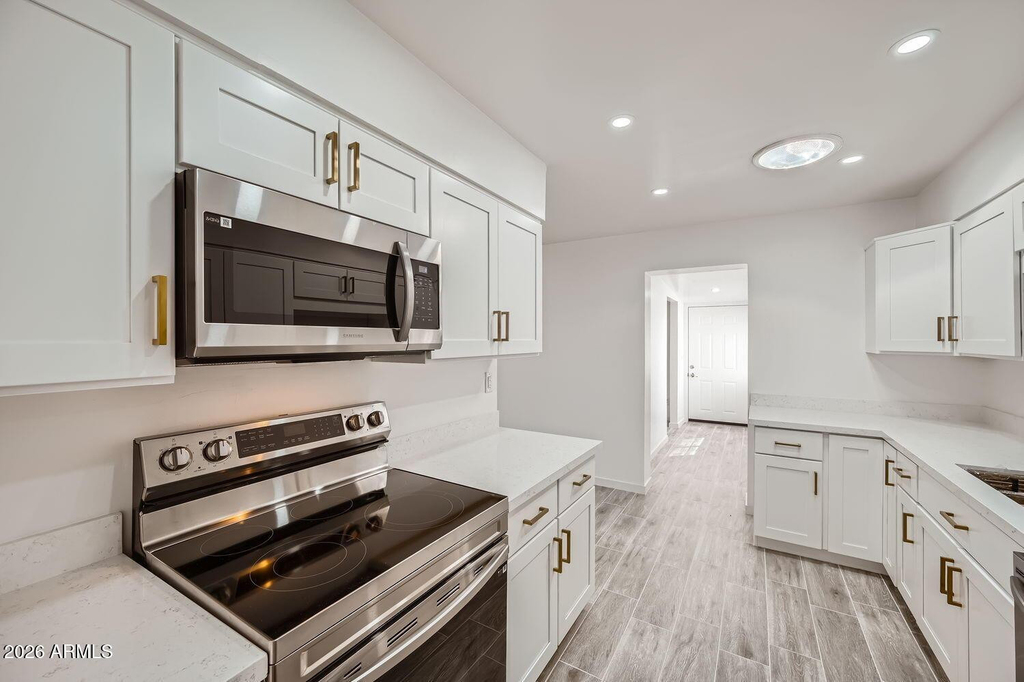 12021 N Riviera Court - Photo 8