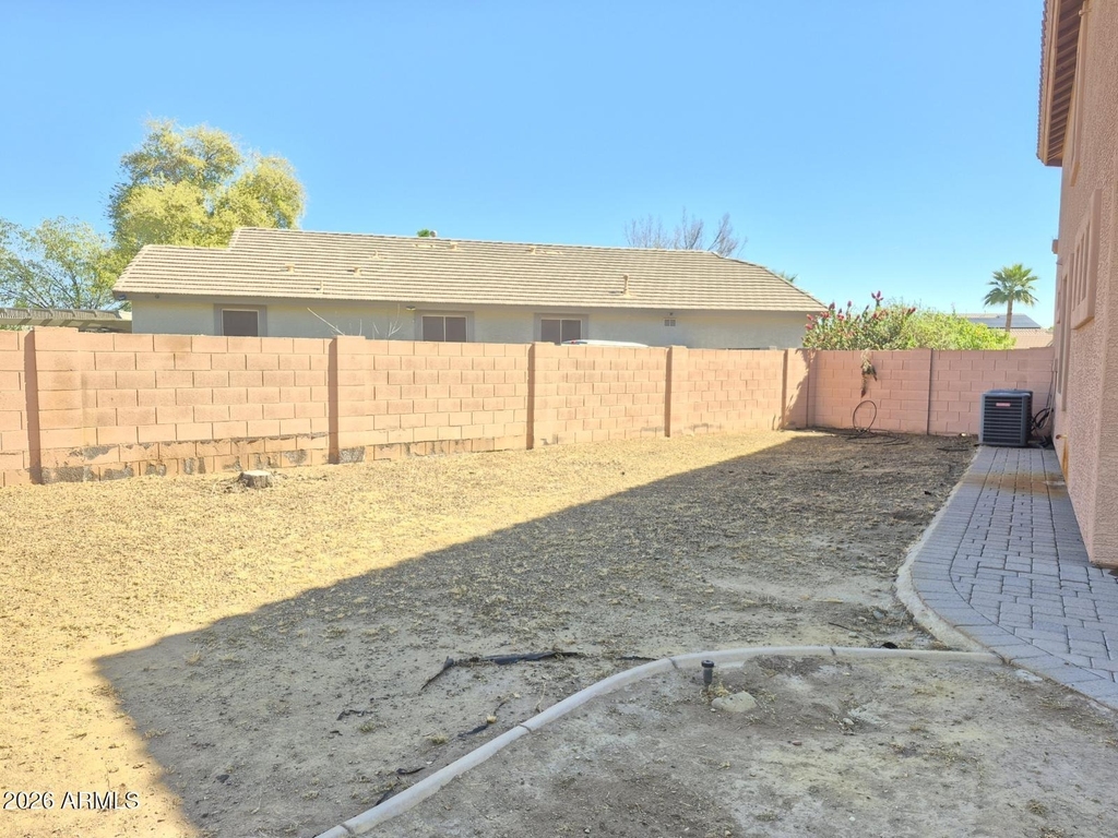 16438 N 72nd Lane - Photo 17