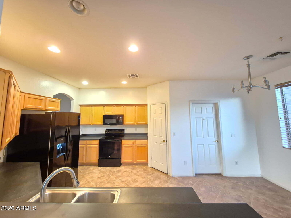 16438 N 72nd Lane - Photo 6