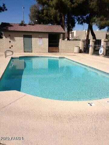 6002 W Townley Avenue - Photo 9