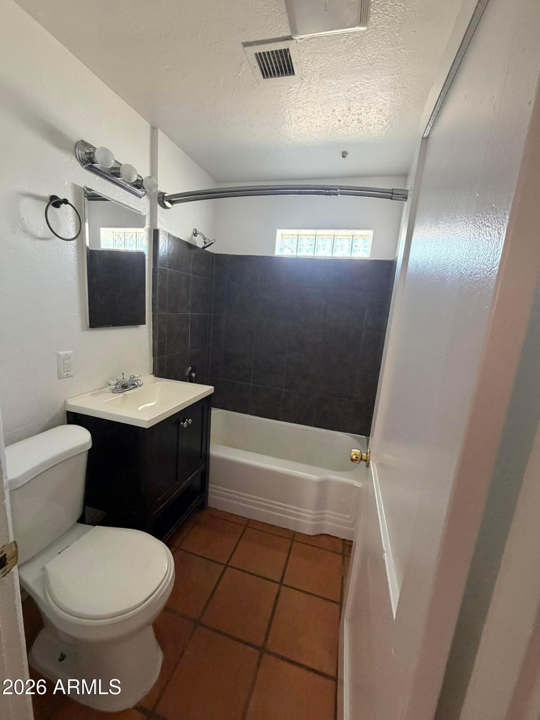 712 W Taylor Street - Photo 4