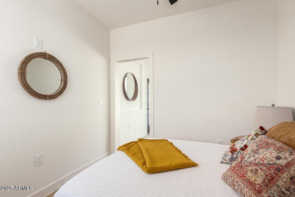 1508 W Sherman Street - Photo 9
