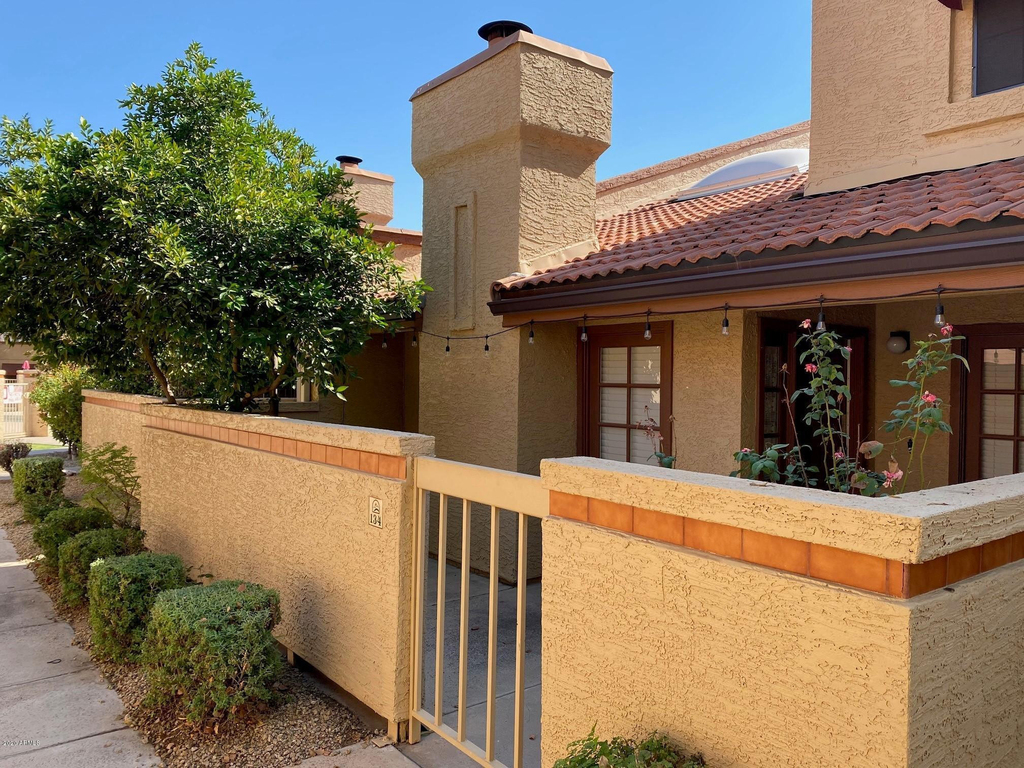 6900 E Gold Dust Avenue - Photo 0