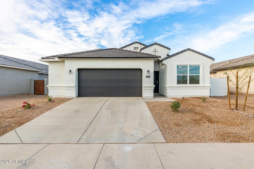 1810 W Pinkley Avenue - Photo 0