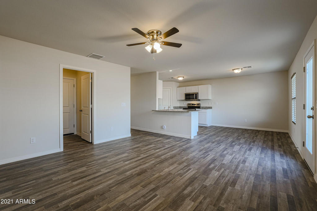 110 E Impala Place - Photo 9