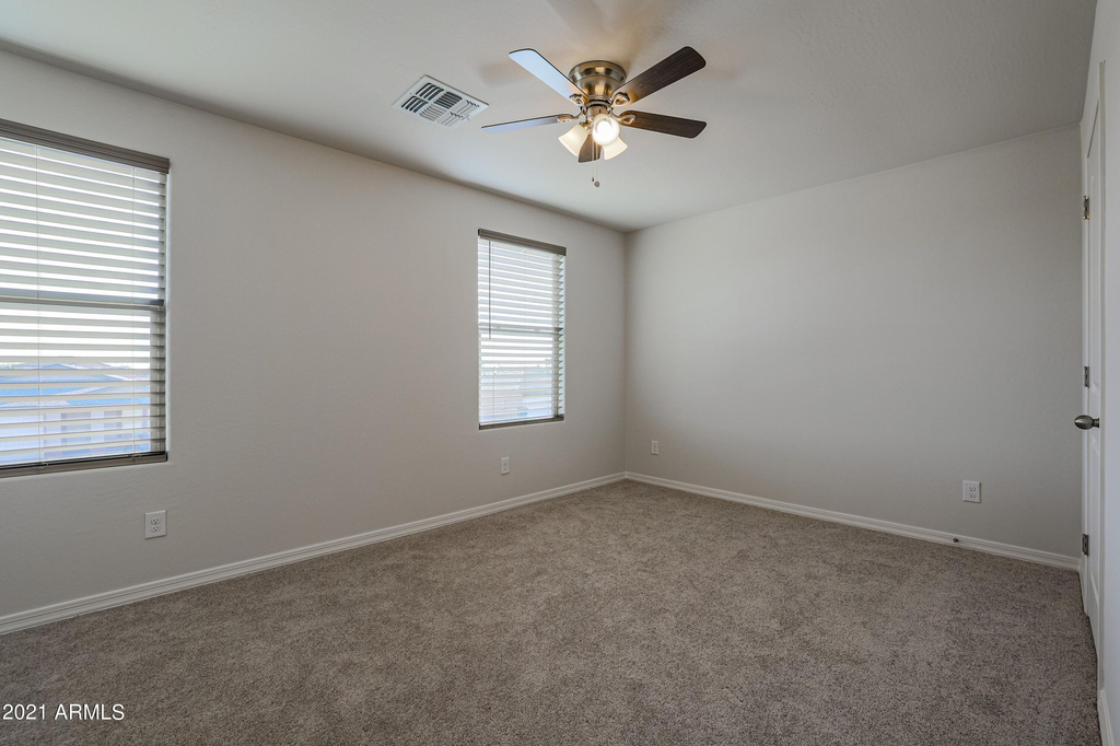 110 E Impala Place - Photo 19