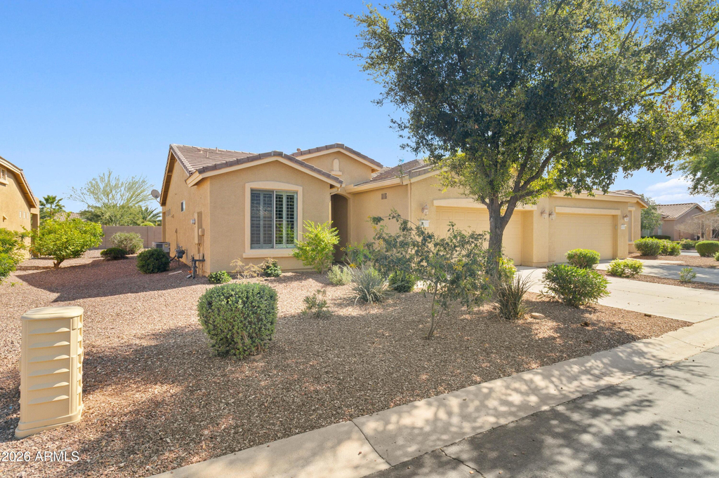 42181 W Basie Lane - Photo 1