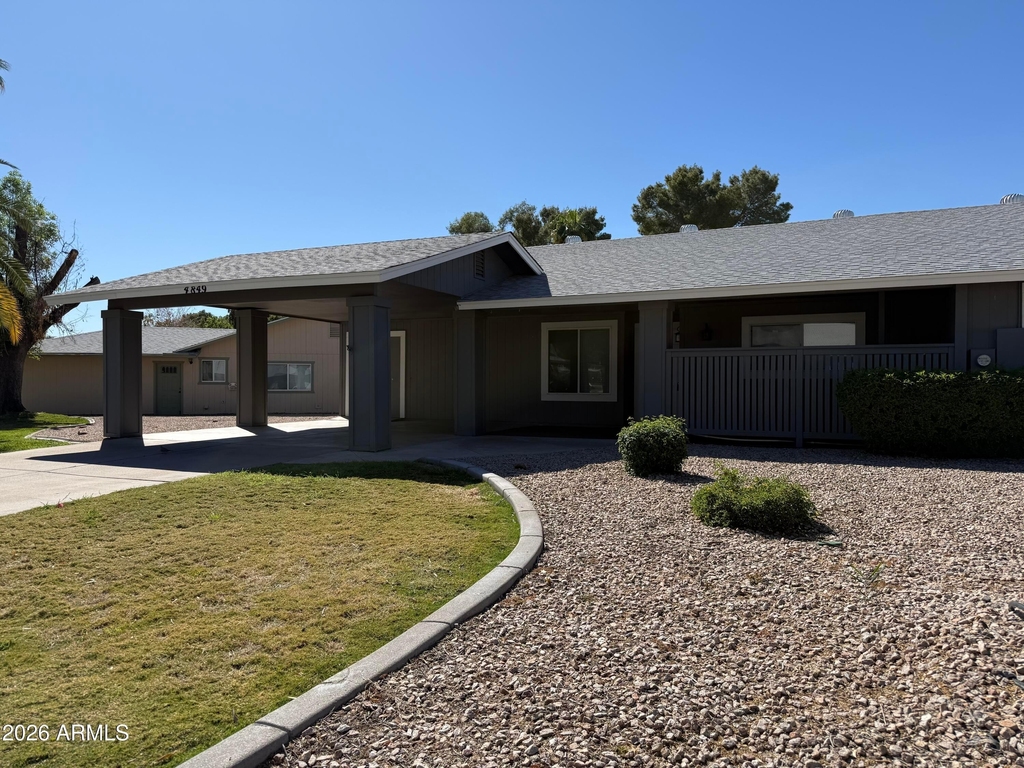 4849 E Lake Point Circle - Photo 2
