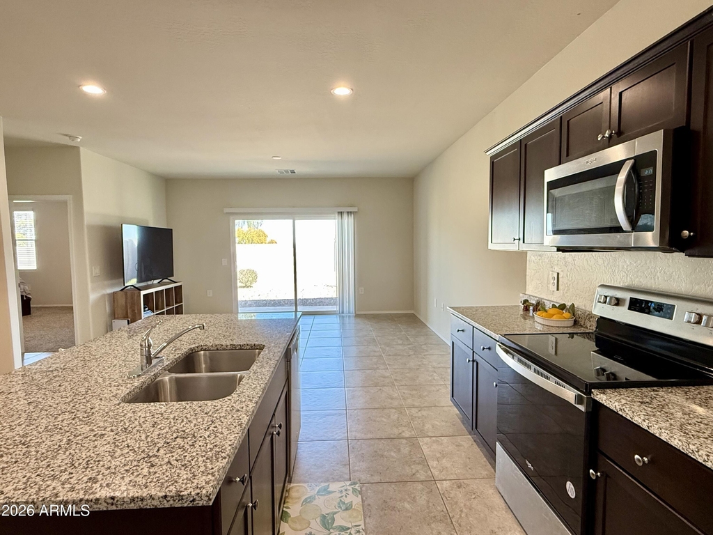 2207 S 46th Street - Photo 12