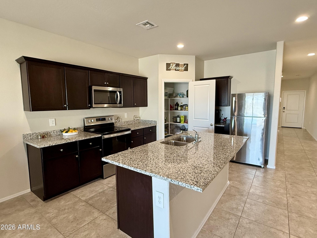 2207 S 46th Street - Photo 10