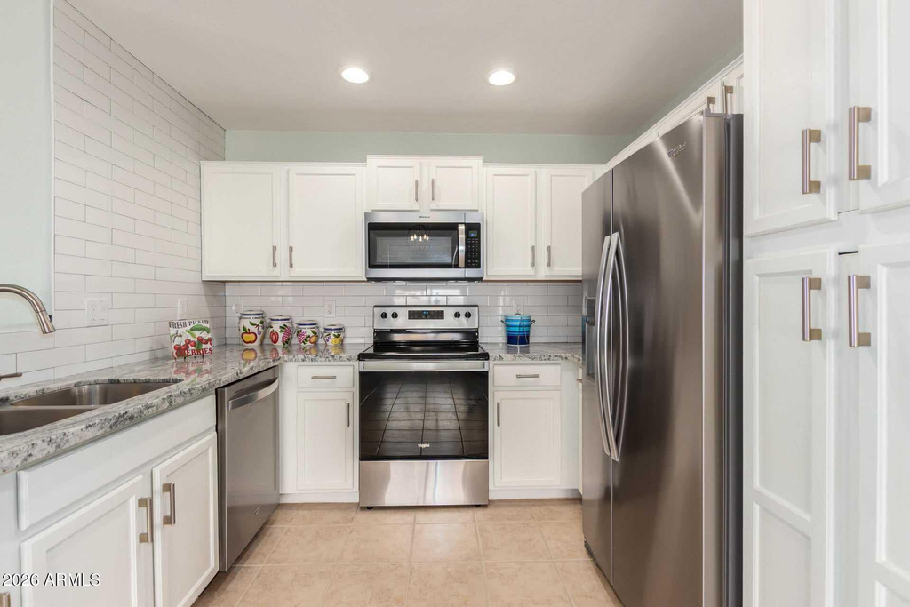 17618 W Calavar Road - Photo 11
