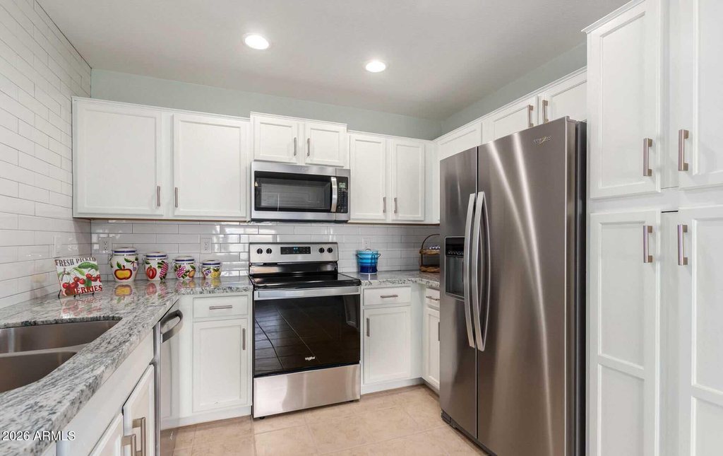 17618 W Calavar Road - Photo 9