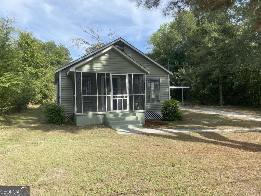 348 Hortman Avenue - Photo 2