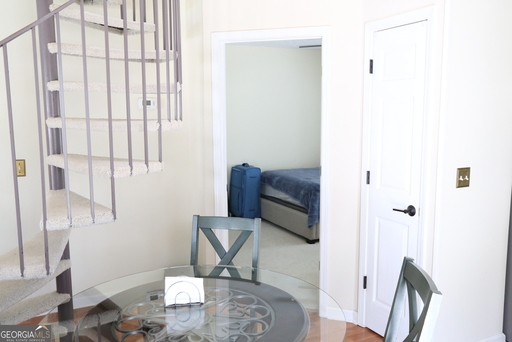 685 Crossbridge Alley - Photo 9