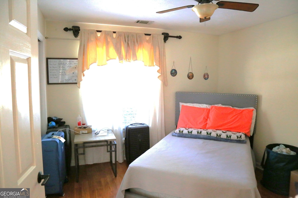 685 Crossbridge Alley - Photo 4