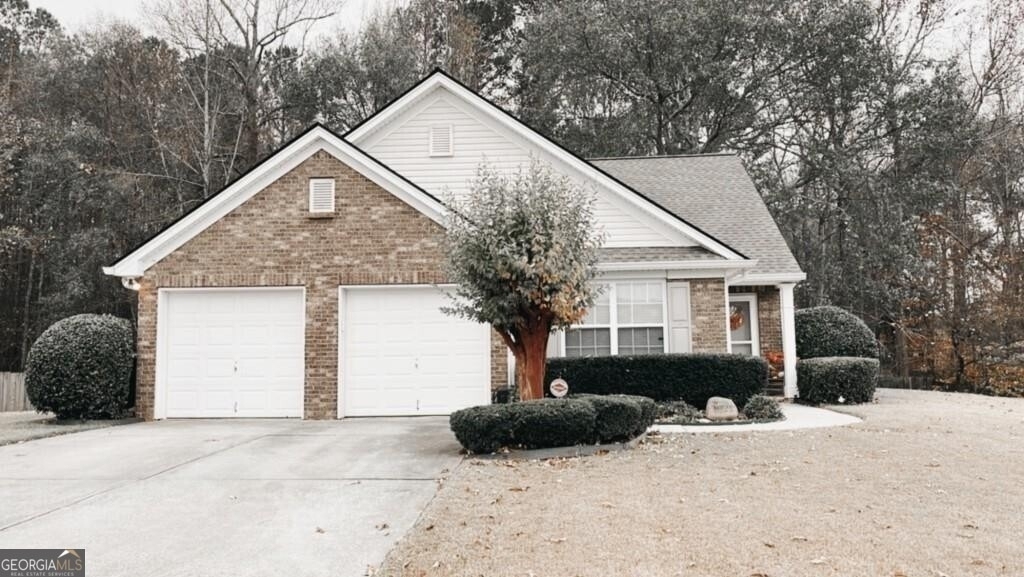 1091 Pine Acre Drive - Photo 0