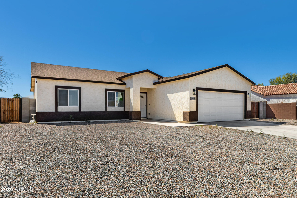 10019 W Monaco Boulevard - Photo 2