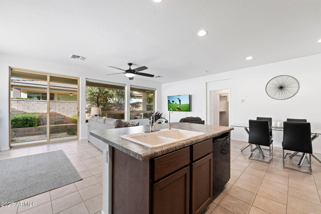 678 E Cobble Stone Drive - Photo 9