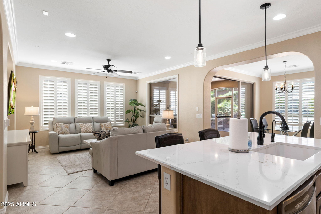 1732 E Vesper Trail - Photo 3