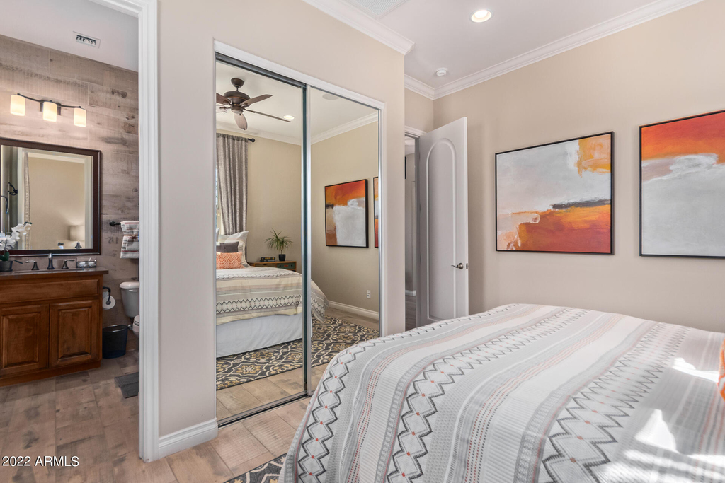 628 E Peach Tree Street - Photo 21