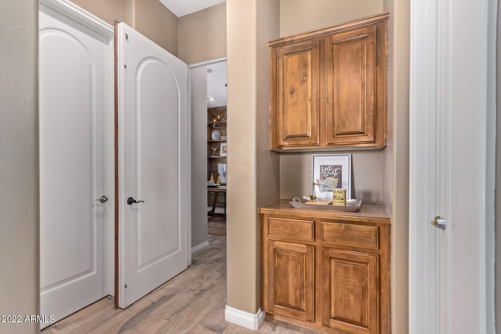 628 E Peach Tree Street - Photo 26