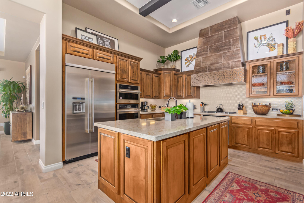 628 E Peach Tree Street - Photo 11