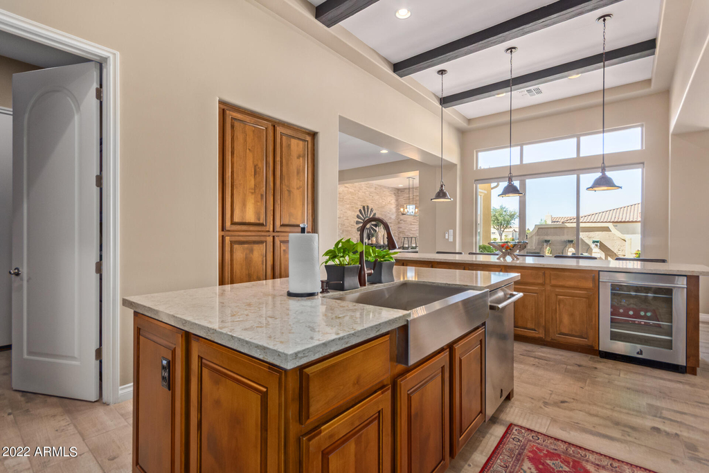 628 E Peach Tree Street - Photo 13