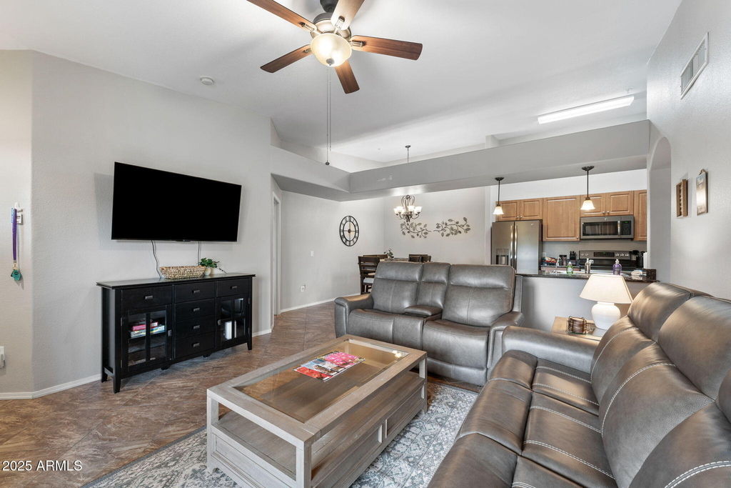 10136 E Southern Avenue - Photo 2