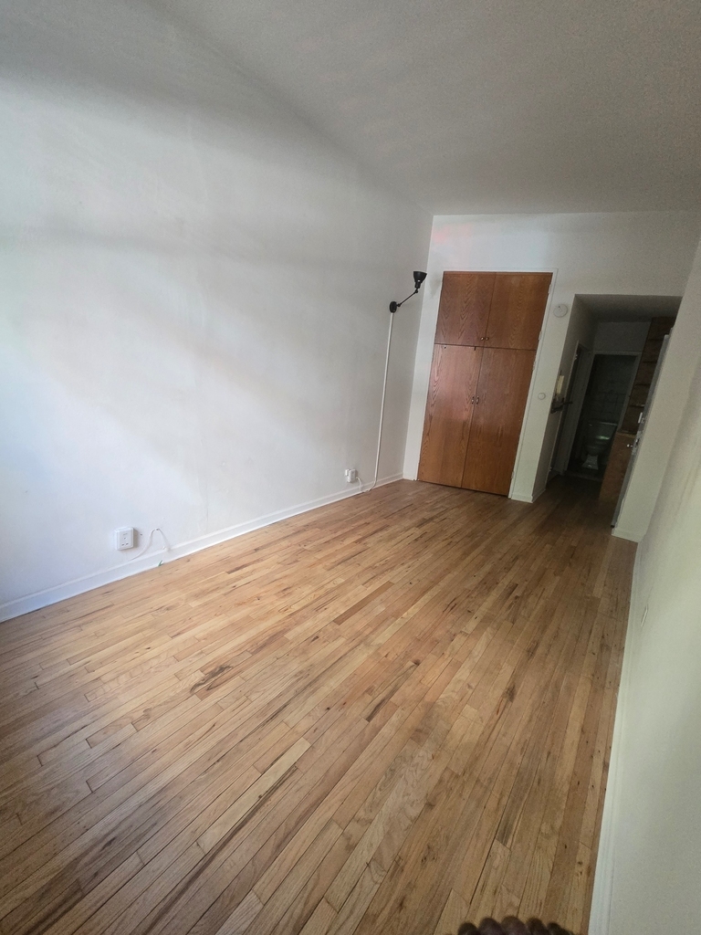 414 East 88th Street - Photo 1