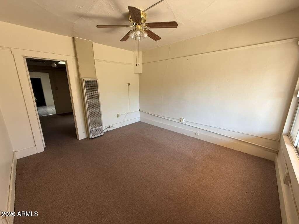 830 E 9th Street - Photo 2