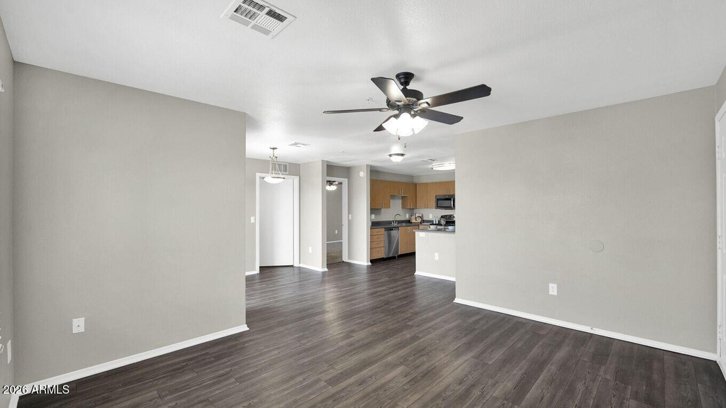 5611 S 32nd Street - Photo 3