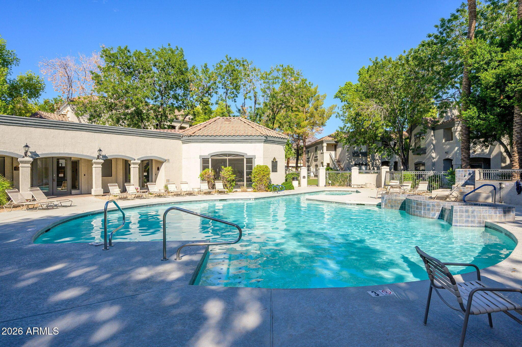 15095 N Thompson Peak Parkway - Photo 17