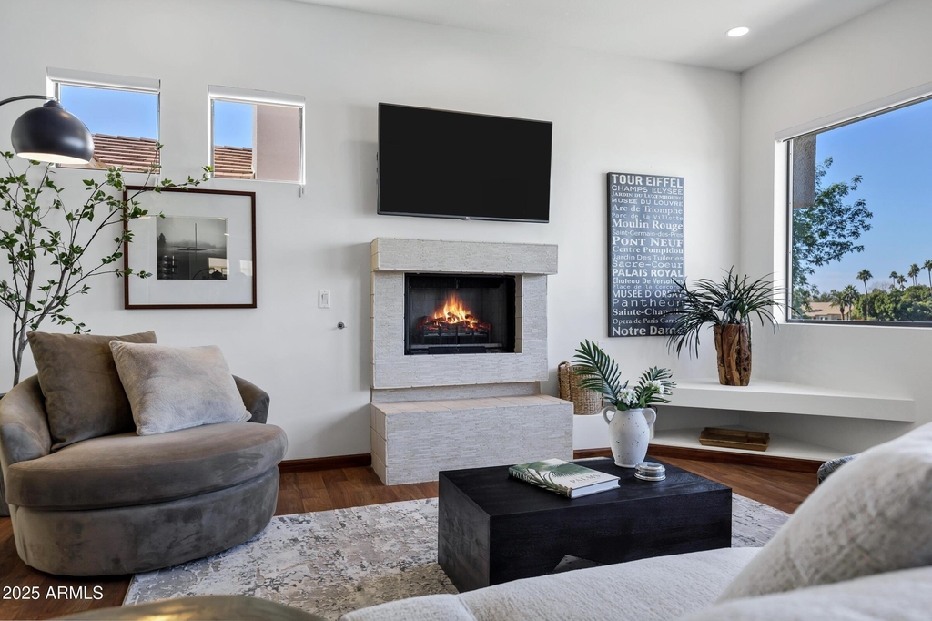 8270 N Hayden Road - Photo 42