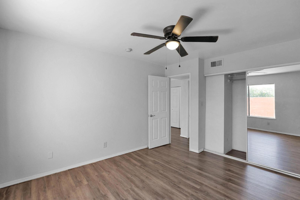 3600 N Hayden Road - Photo 27