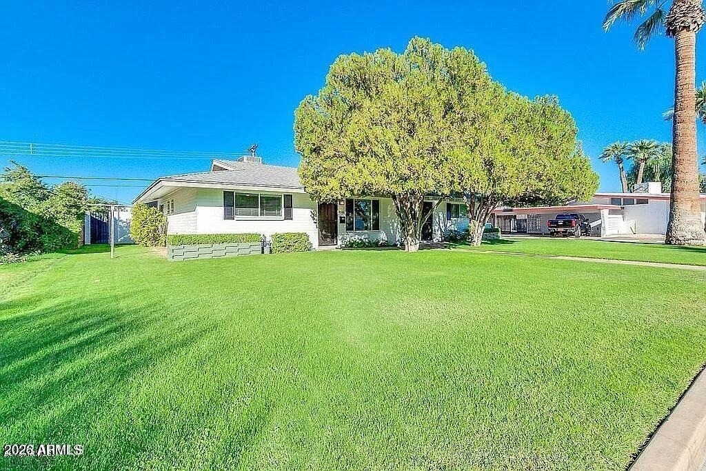 4242 N 31st Place - Photo 1