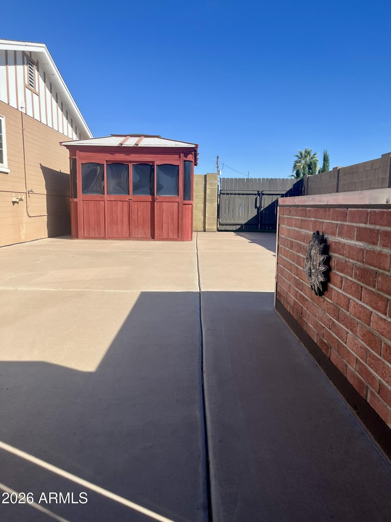 2315 W Butler Drive - Photo 12
