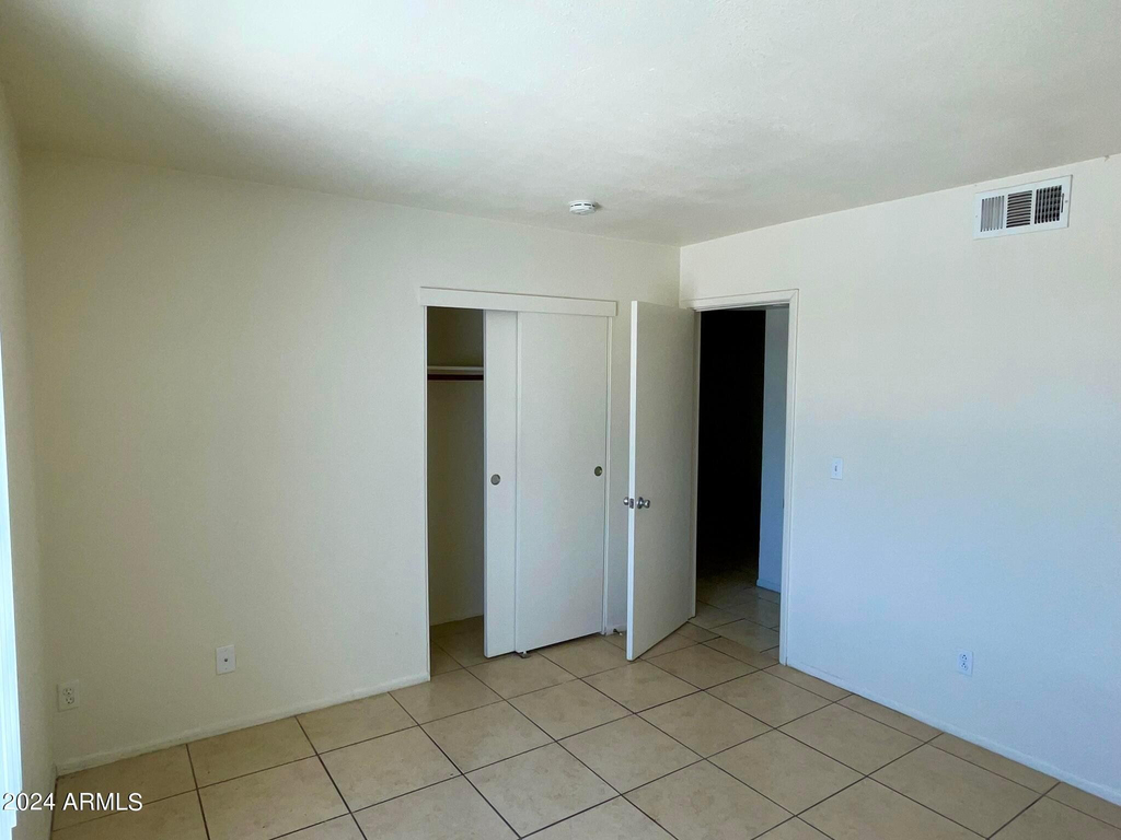 2417 W Campbell Avenue - Photo 6