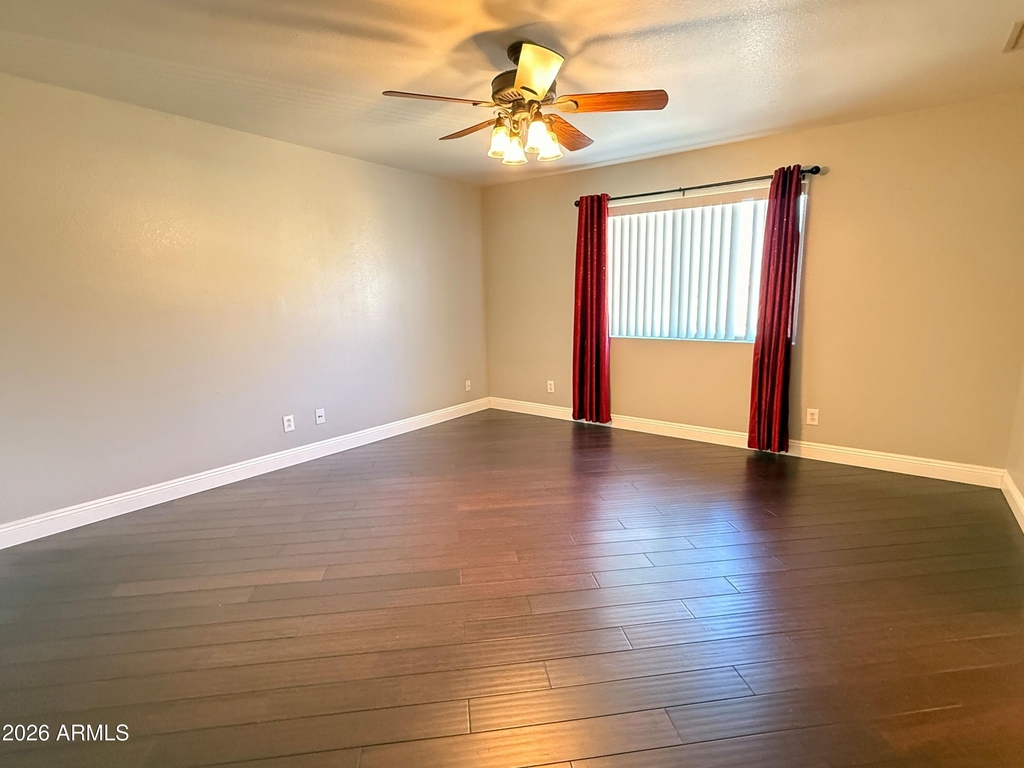 6425 W Desert Hollow Drive - Photo 13