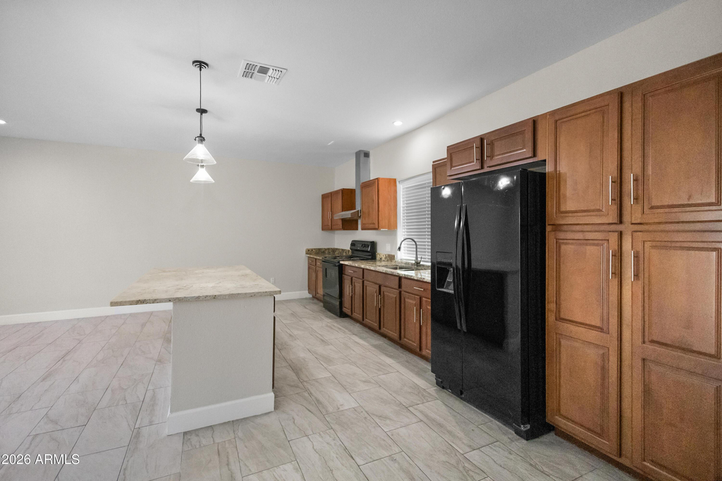 7631 N 59th Lane - Photo 5