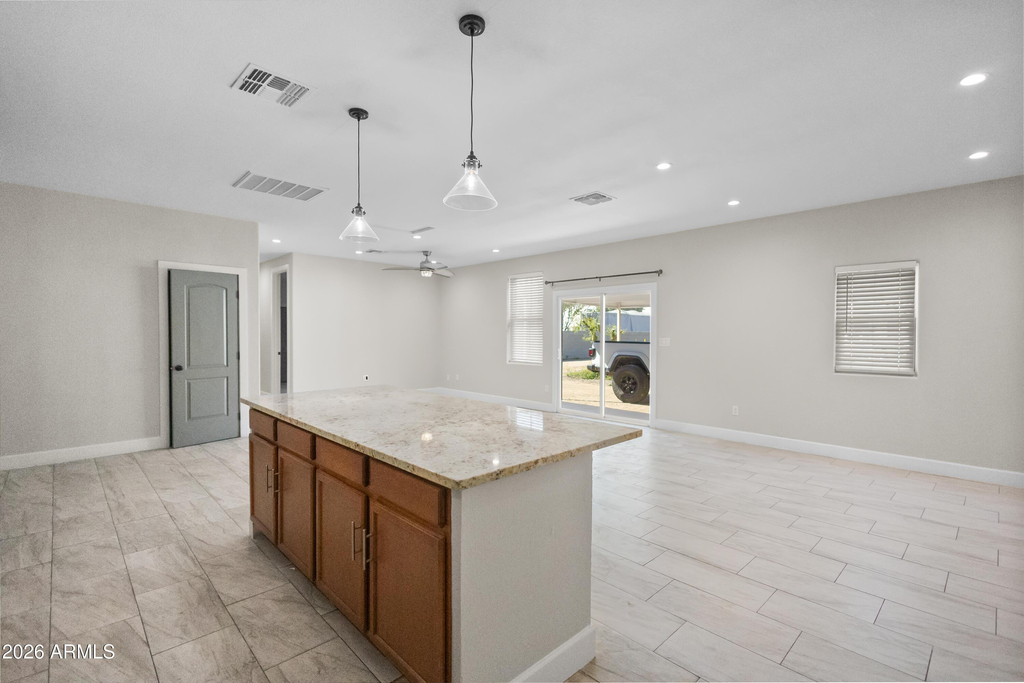 7631 N 59th Lane - Photo 6