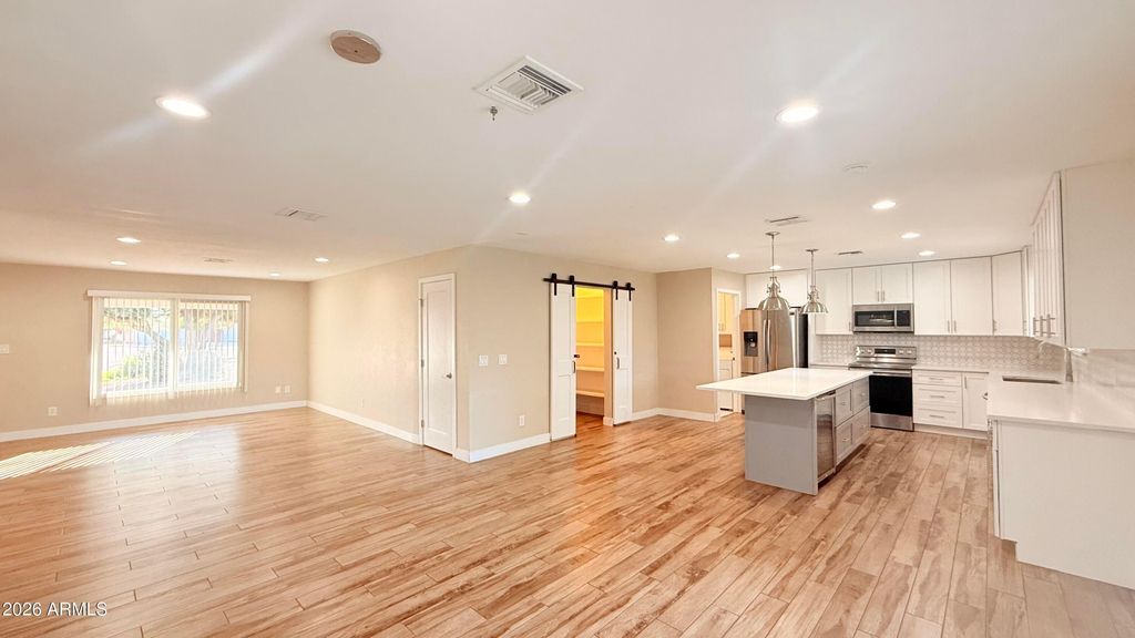 3919 N 85th Street - Photo 4