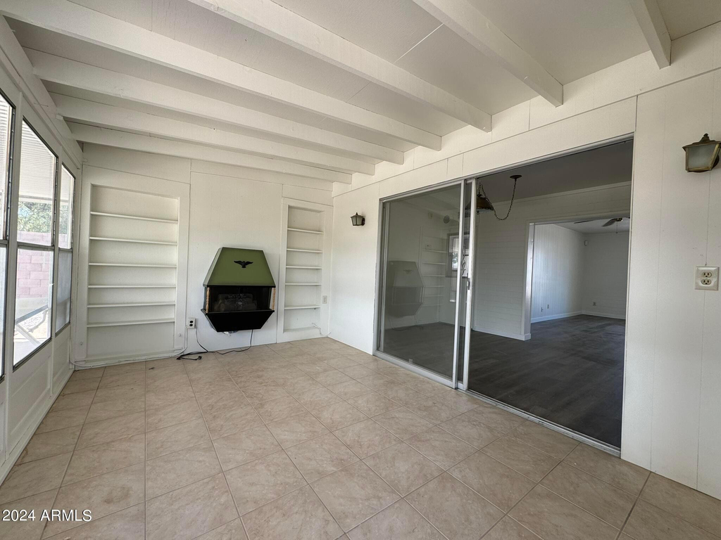 11013 N 110th Drive - Photo 6