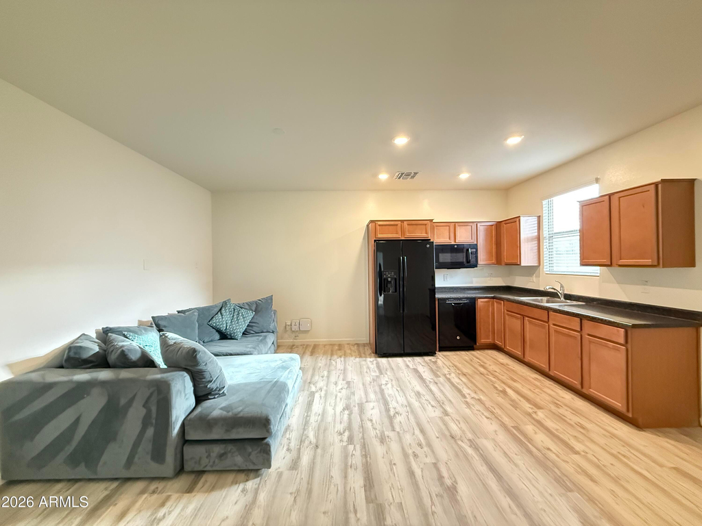 2372 E Dust Devil Drive - Photo 28