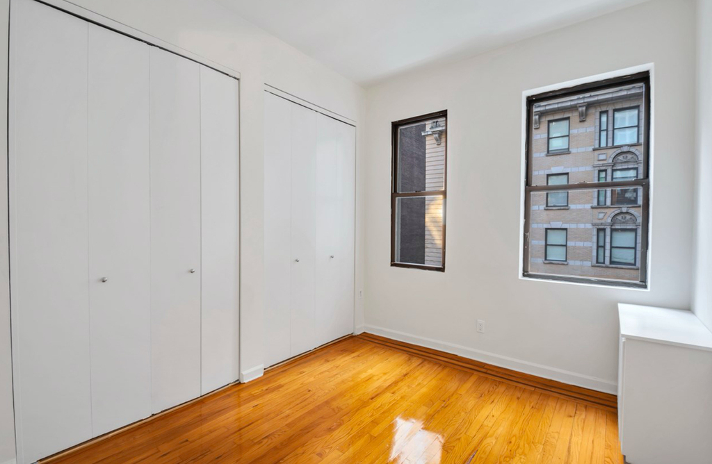 Madison Avenue - Photo 5