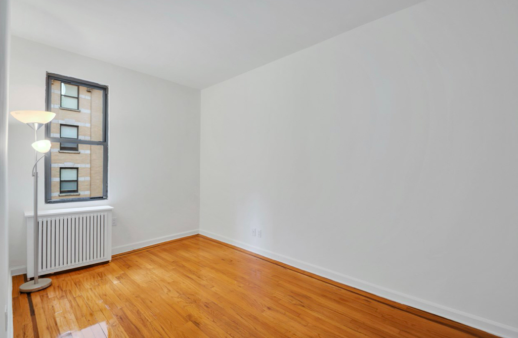 Madison Avenue - Photo 4
