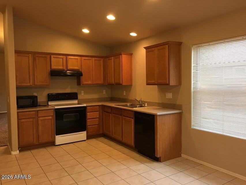 25214 W Clanton Avenue - Photo 5