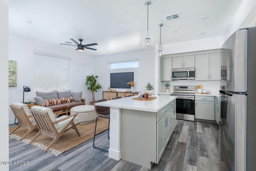 1349 W Osborn Road - Photo 2