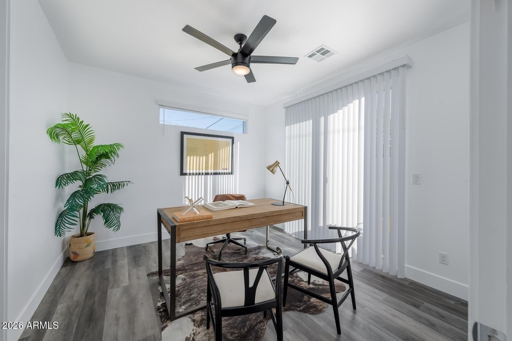 1349 W Osborn Road - Photo 12